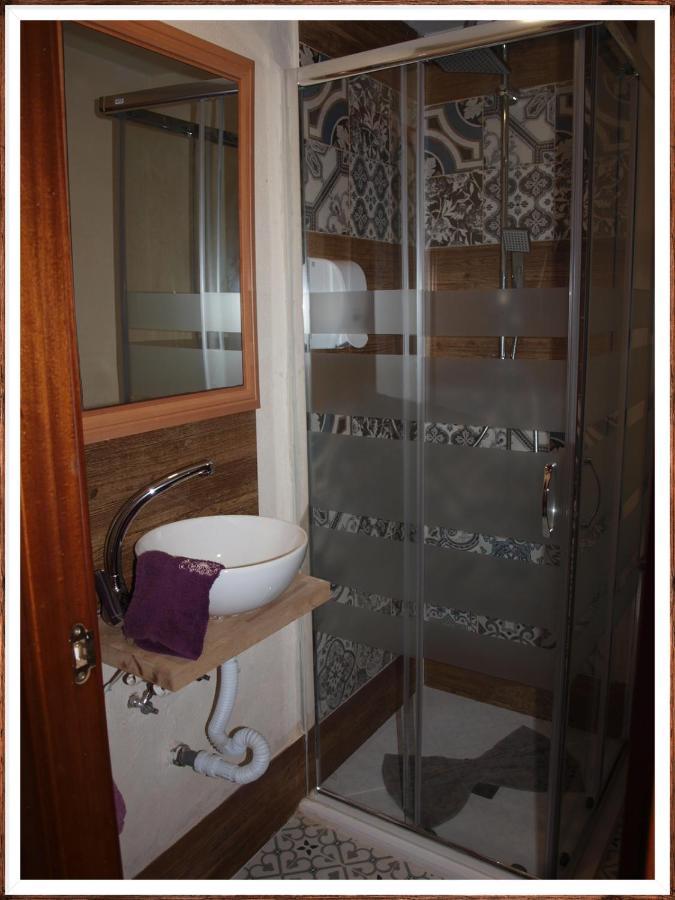 يوريت دي مار Hostal Mozaik Lloret المظهر الخارجي الصورة