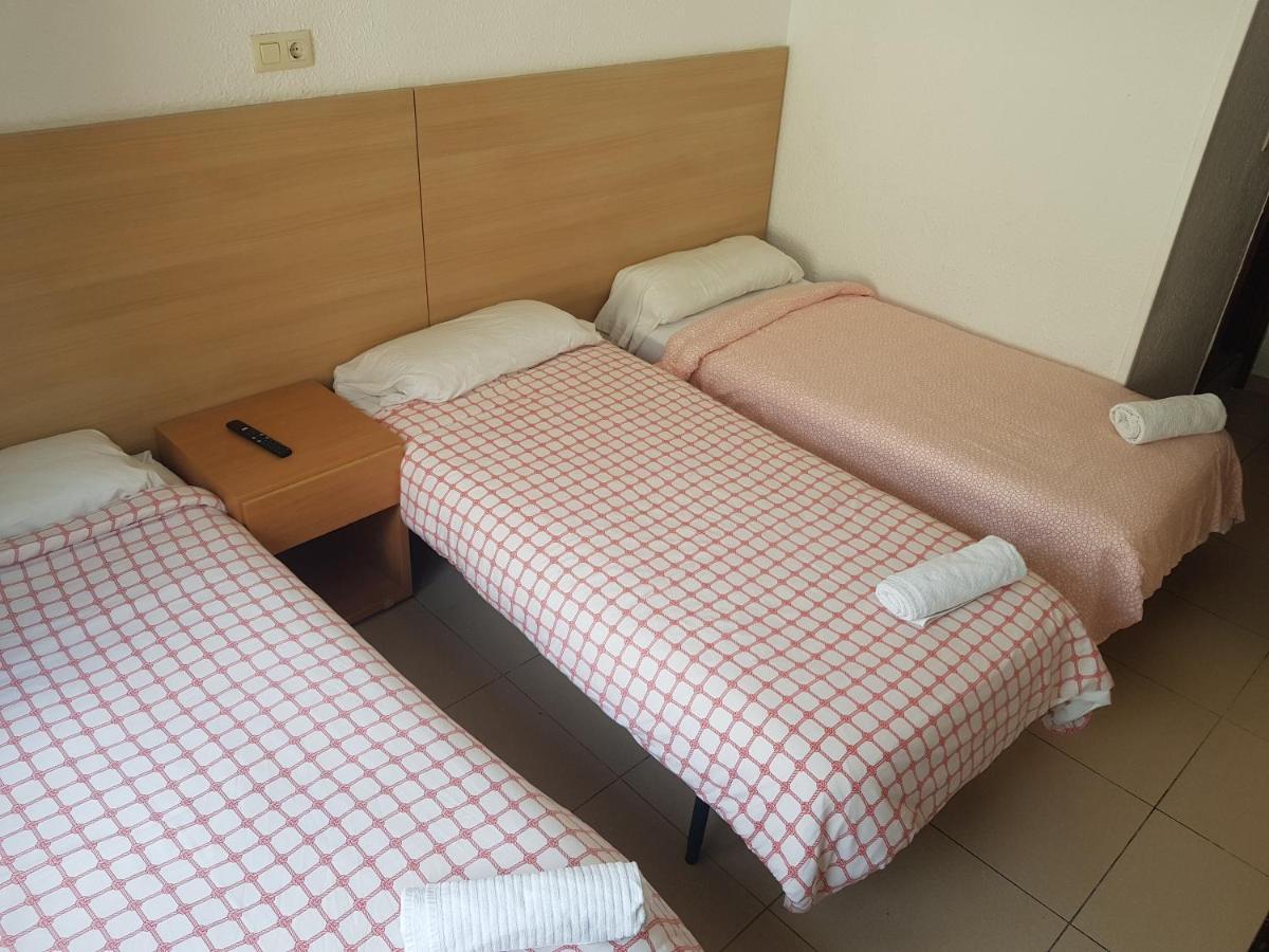 يوريت دي مار Hostal Mozaik Lloret المظهر الخارجي الصورة